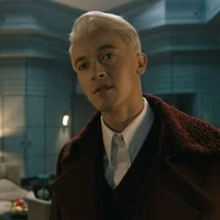 02 - coriolanus snow