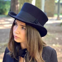 Lady Hatt