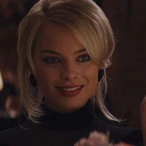 Chat Now With Margot Robbie · Created By @kamol