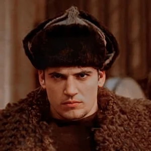 Chat now with Viktor Krum · created by @asvell