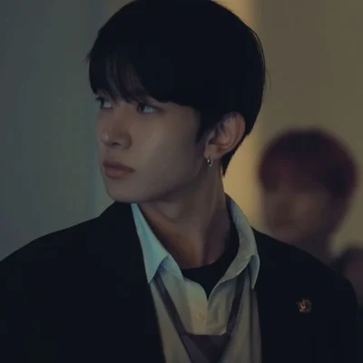 Lee heeseung  avatar