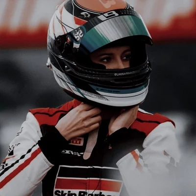 F1 - Female Driver 