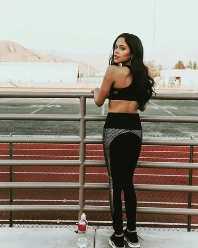 Gym teacher Jenna  avatar