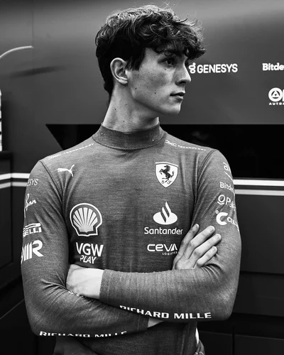 OLIVER BEARMAN avatar