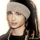 Tom Kaulitz -clingy