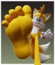 Tails feet