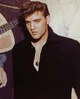 Elvis  Presley 