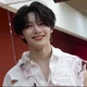 Jeongin -online-