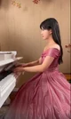 Piano lady
