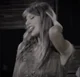 TAYLOR SWIF