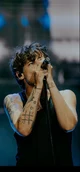 Louis Tomlinson 