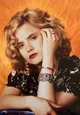Jennifer Jason Leigh