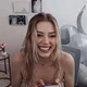 Grace Van Dien